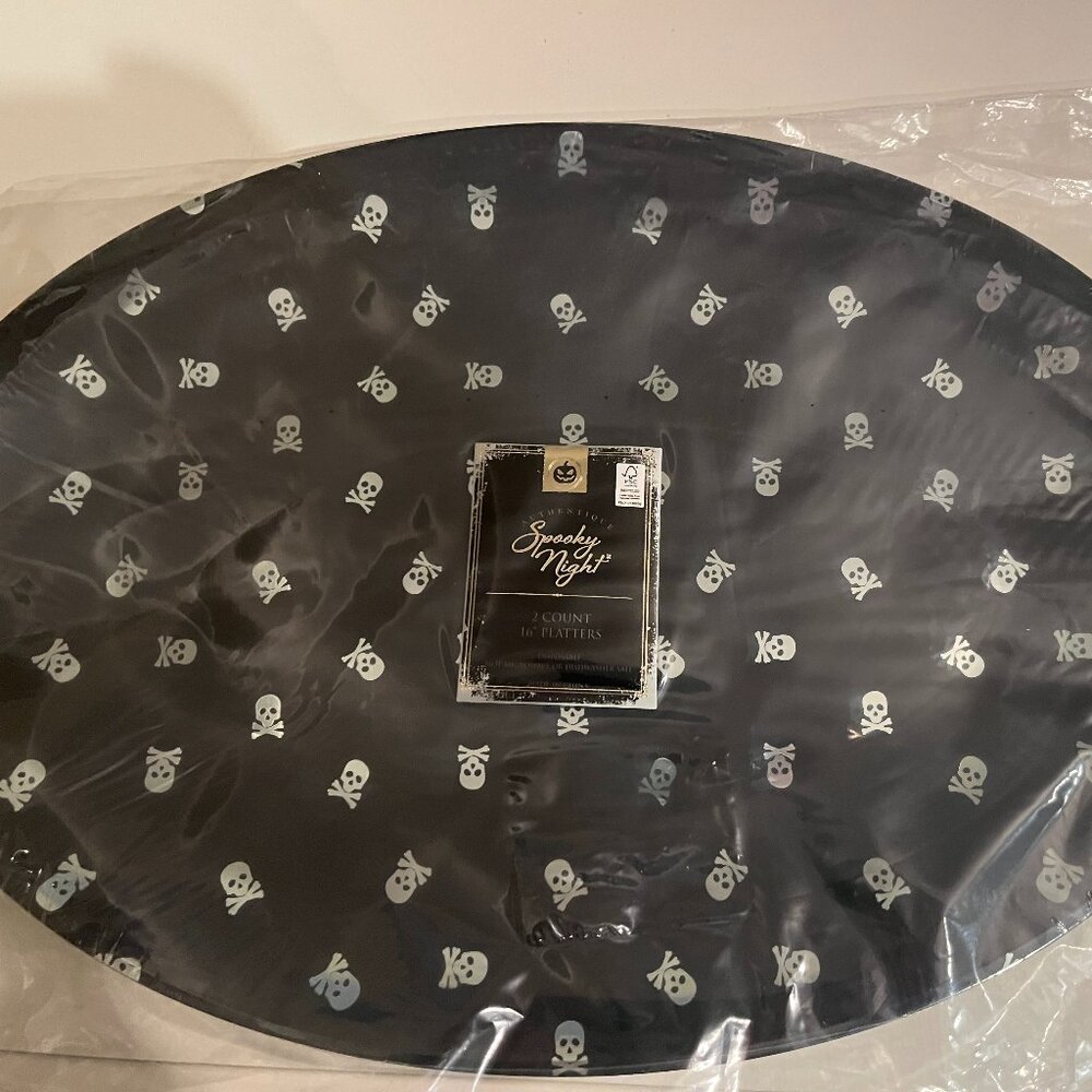Plastic Skull Oval Platters Black and Silver  Decorative Serving Platters (home)